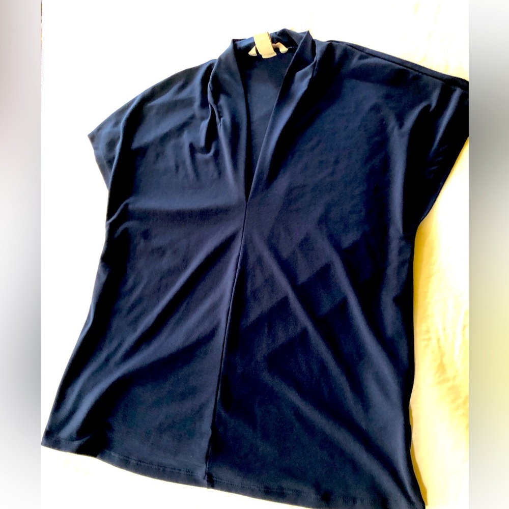 Nice v-neck top